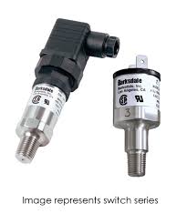 SENSOR DE PRESION CON CABLE Y CONECTOR HEMBRA 714S-43-3B-250R